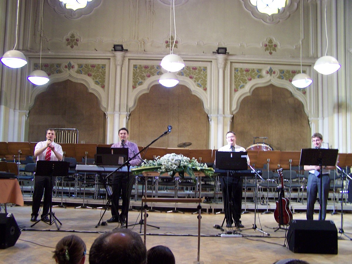 Evangelizacio_a_filharmoniaban_002