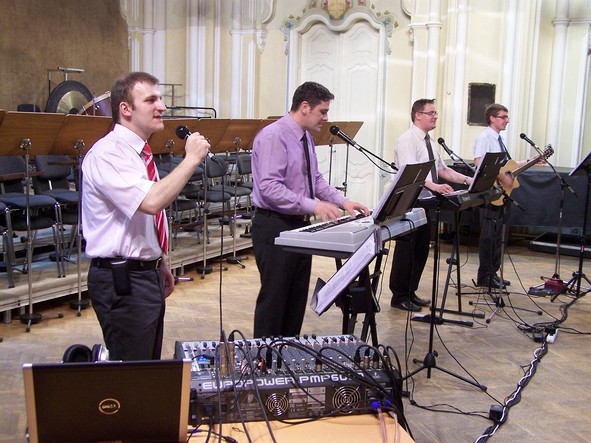 Evangelizacio_a_filharmoniaban_016